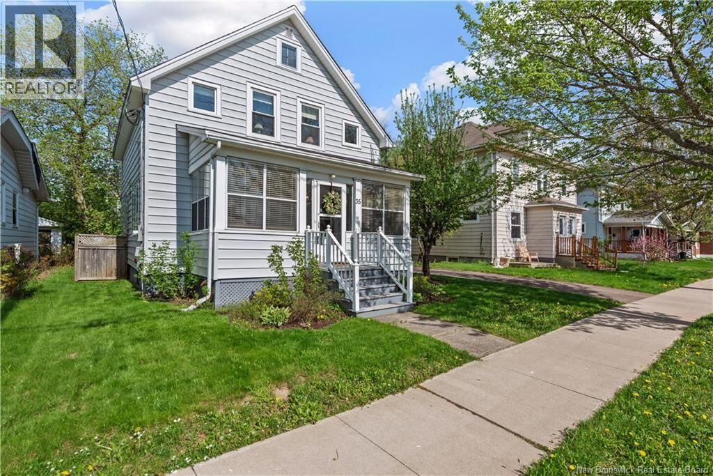 Property Photo:  35 Winter Avenue  NB E1C 5X2 