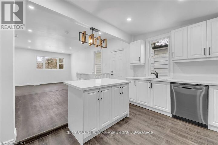 Property Photo: 55 Ada Street ON N5Z 2X3