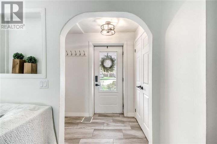 Property Photo:  170 Darby Street  ON P3B 3V1 