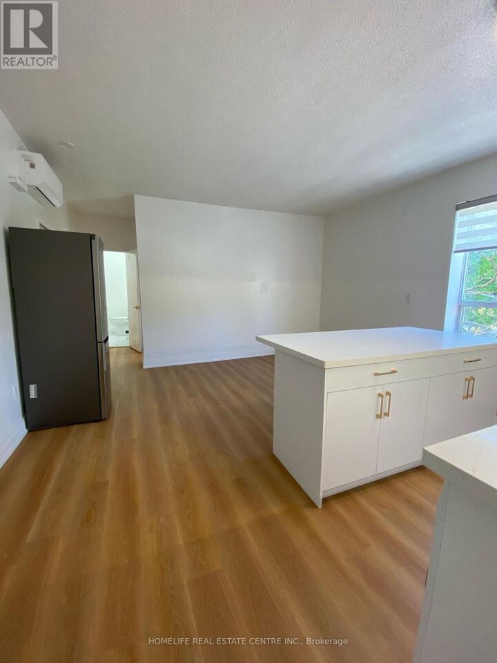 Property Photo: 223 Jameson Avenue 201 ON M6K 2Y7