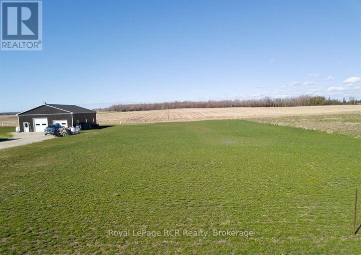 Property Photo:  418 Hayes Lake Avenue  ON N0G 2B0 