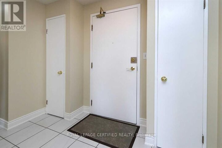Property Photo: 155 Hillcrest Avenue 1910 ON L5B 3Z2