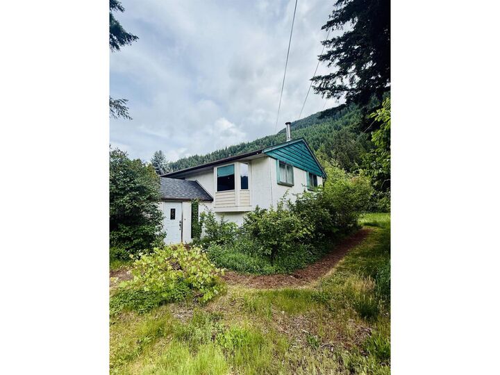 Property Photo:  47404 Macneal Road  BC V0K 1C0 