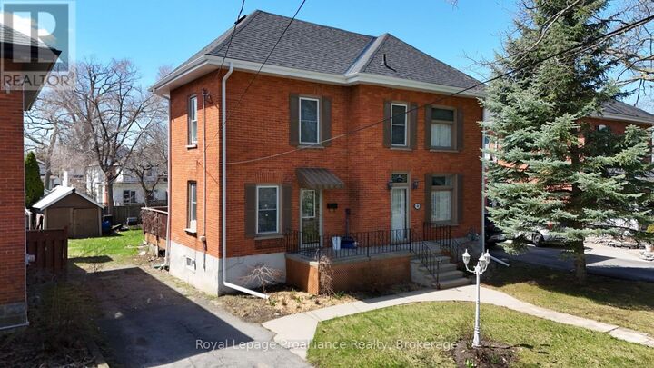 Property Photo: 308 Bleecker Avenue ON K8N 3V4