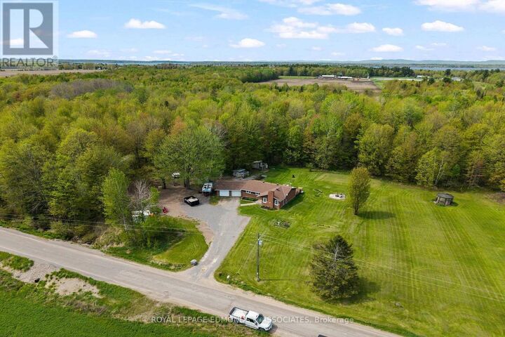 Property Photo: 346 Hila Road ON K8A 6W3