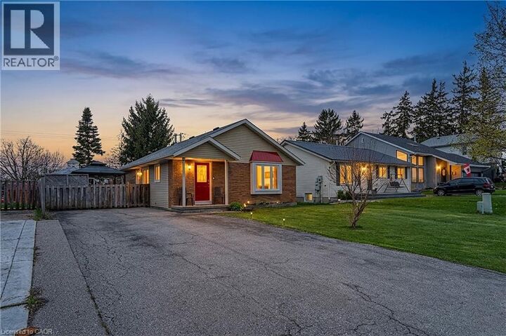 Photo de la propriété:  8 Abbott Lane  ON N0A 1E0 