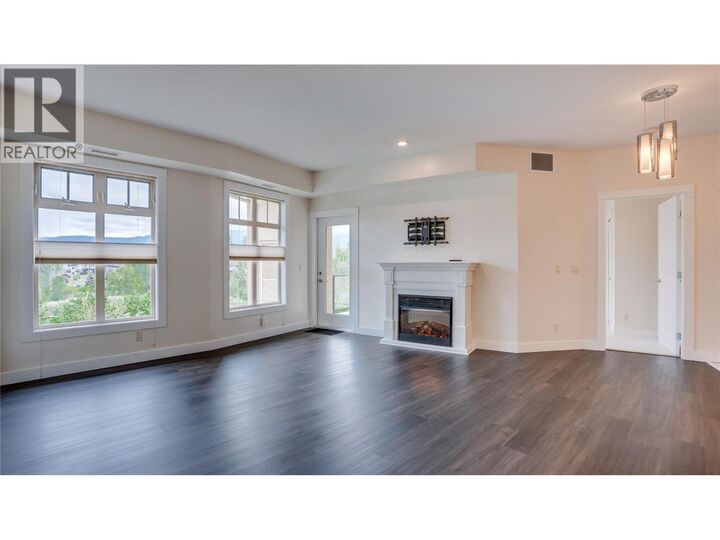 Property Photo: 2551 Shoreline Drive 412 BC V4V 2P2