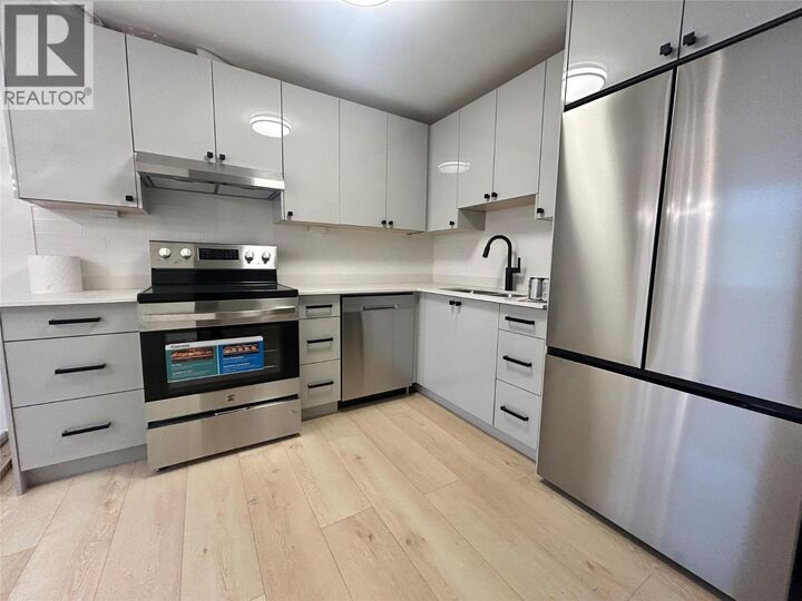 Property Photo:  1946 Tranquille Road 9  BC V2B 3M5 