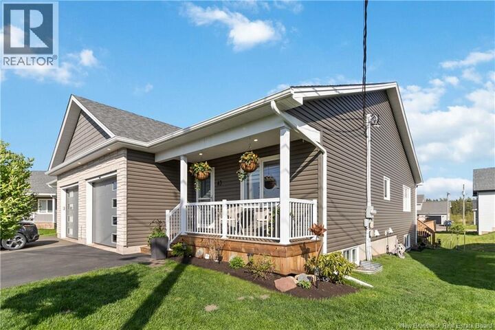 Property Photo:  43 Satleville Crescent  NB E1B 0W2 