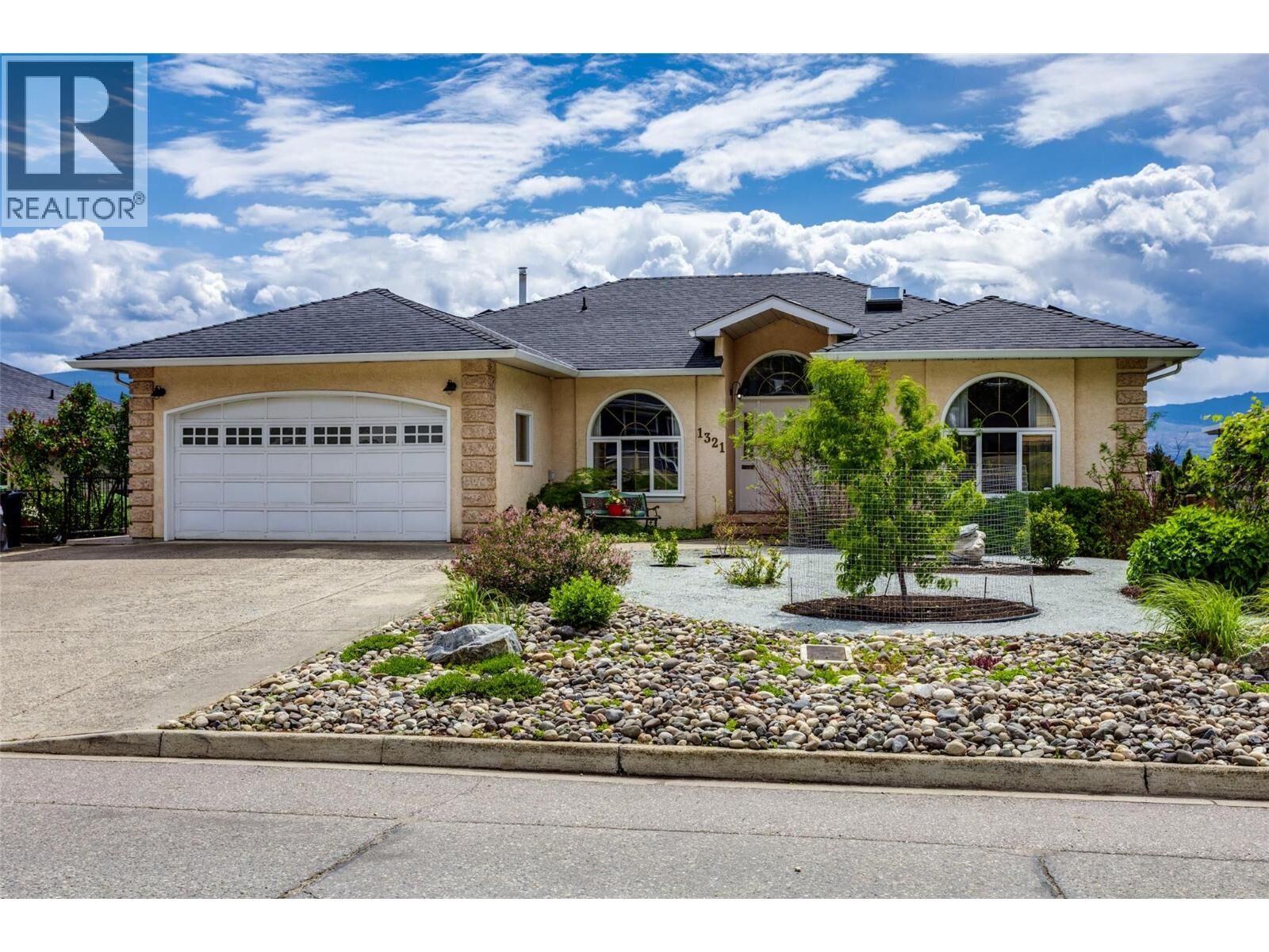 Property Photo:  1321 Mountain Avenue  BC V1Y 7H3 