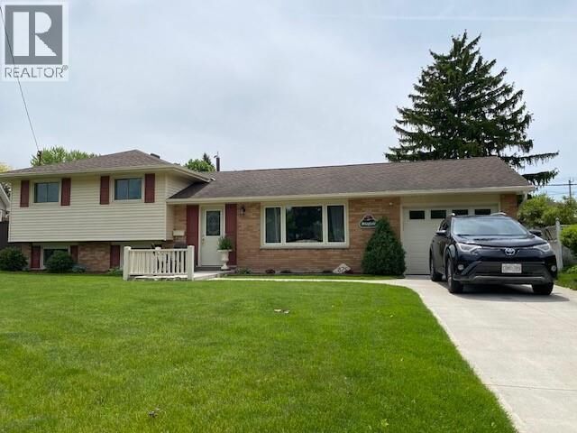 Property Photo: 875 Champlain Road ON N7V 2E9