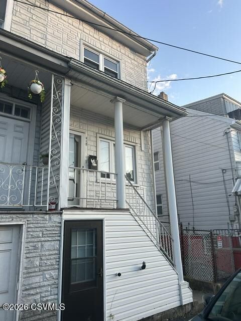 Property Photo:  418 W Oak Street  PA 17976 
