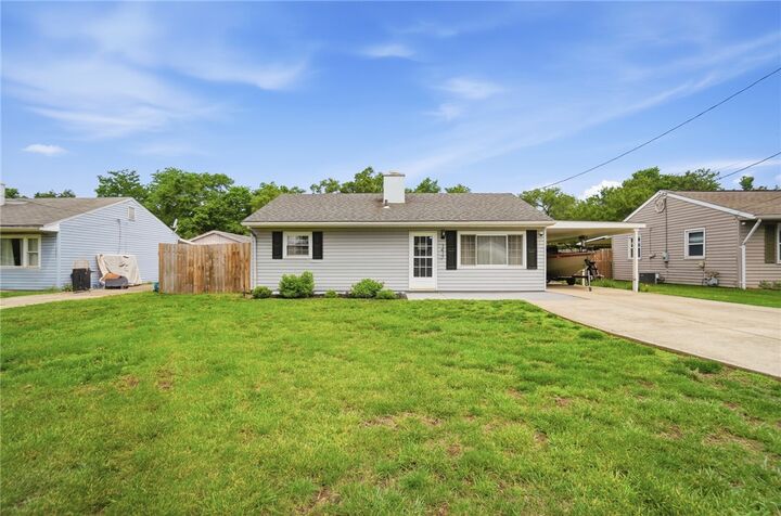 Property Photo:  1417 Pershing Avenue  OH 45044 