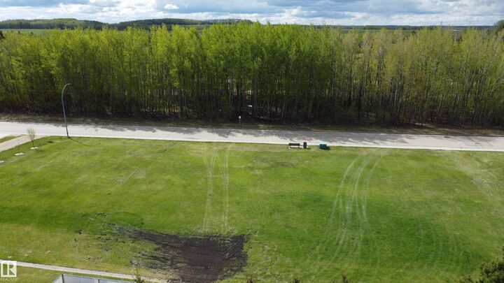 Property Photo:  4524 50 Avenue  AB T0C 2T0 