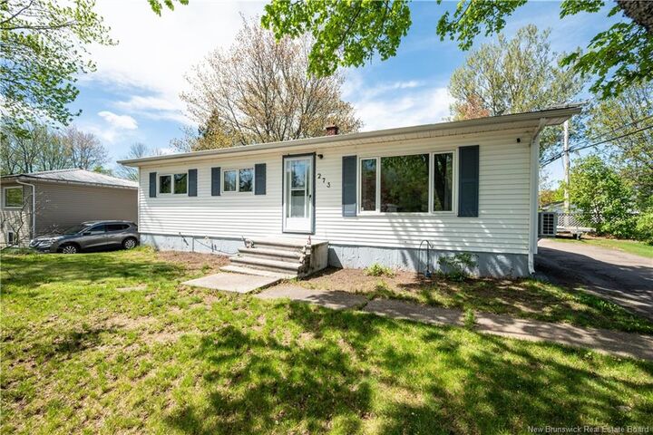 Property Photo:  273 Buckingham Avenue  NB E1B 2P1 