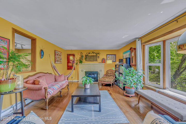 Property Photo:  208 Ridge Street  PA 18411 