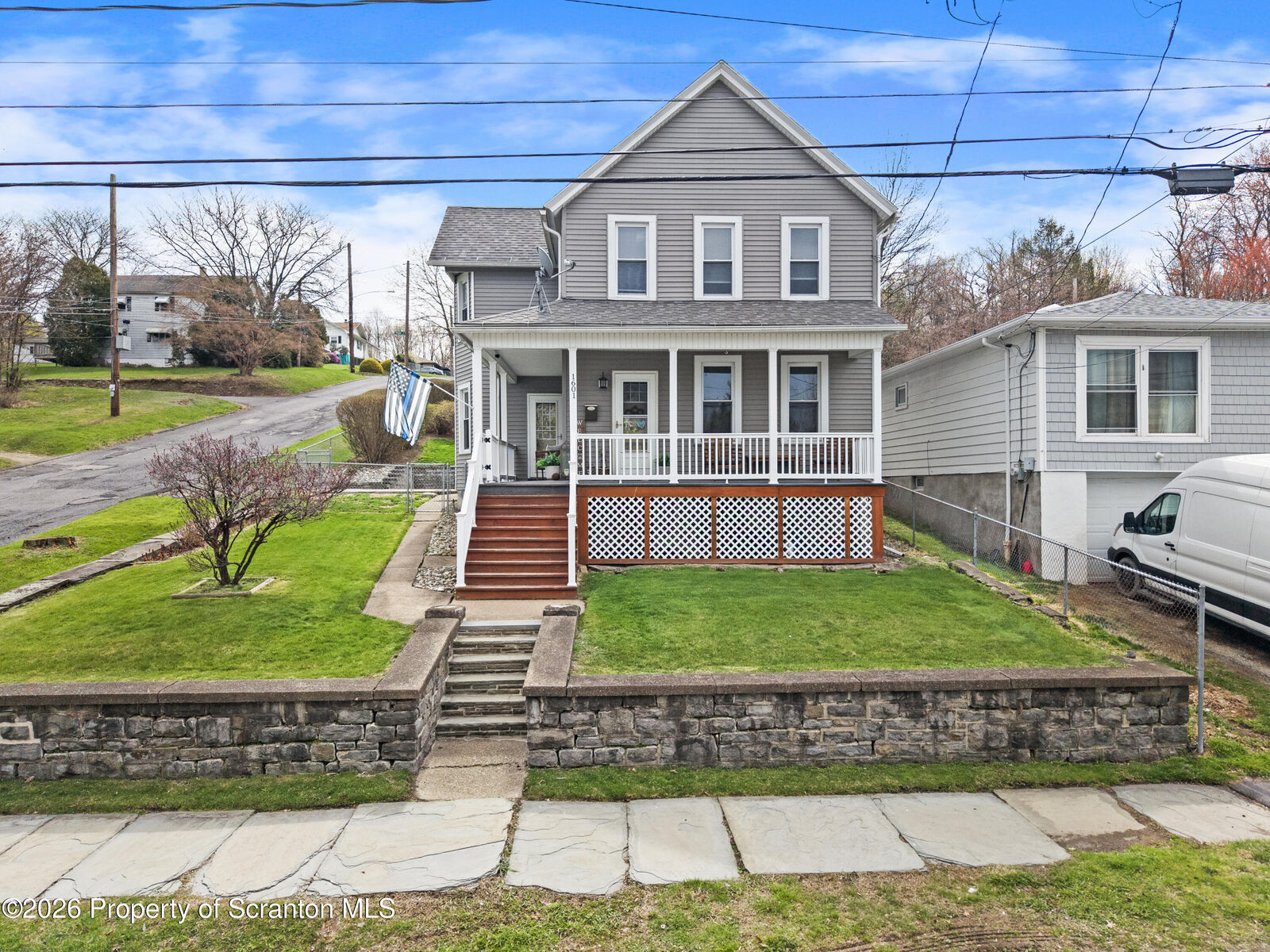 Property Photo:  1601 S Irving Avenue  PA 18505 