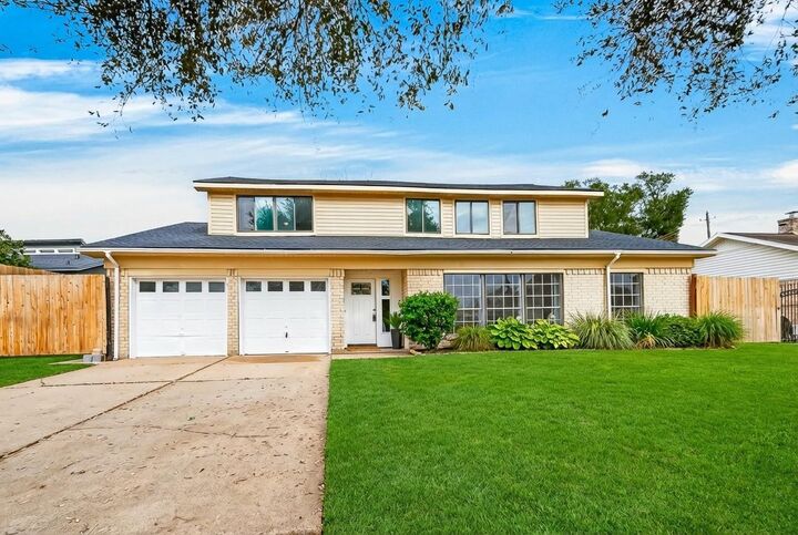 Property Photo: 9110 Vickijohn Drive TX 77031