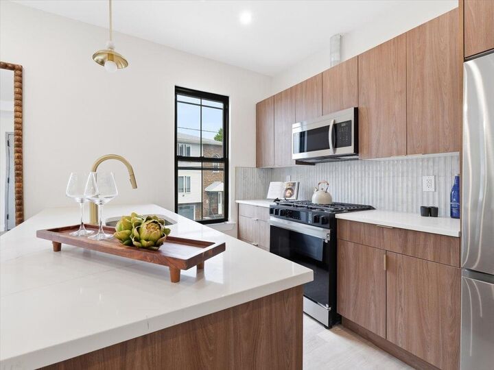 Property Photo: 29 Weldon St 2 NJ 07306