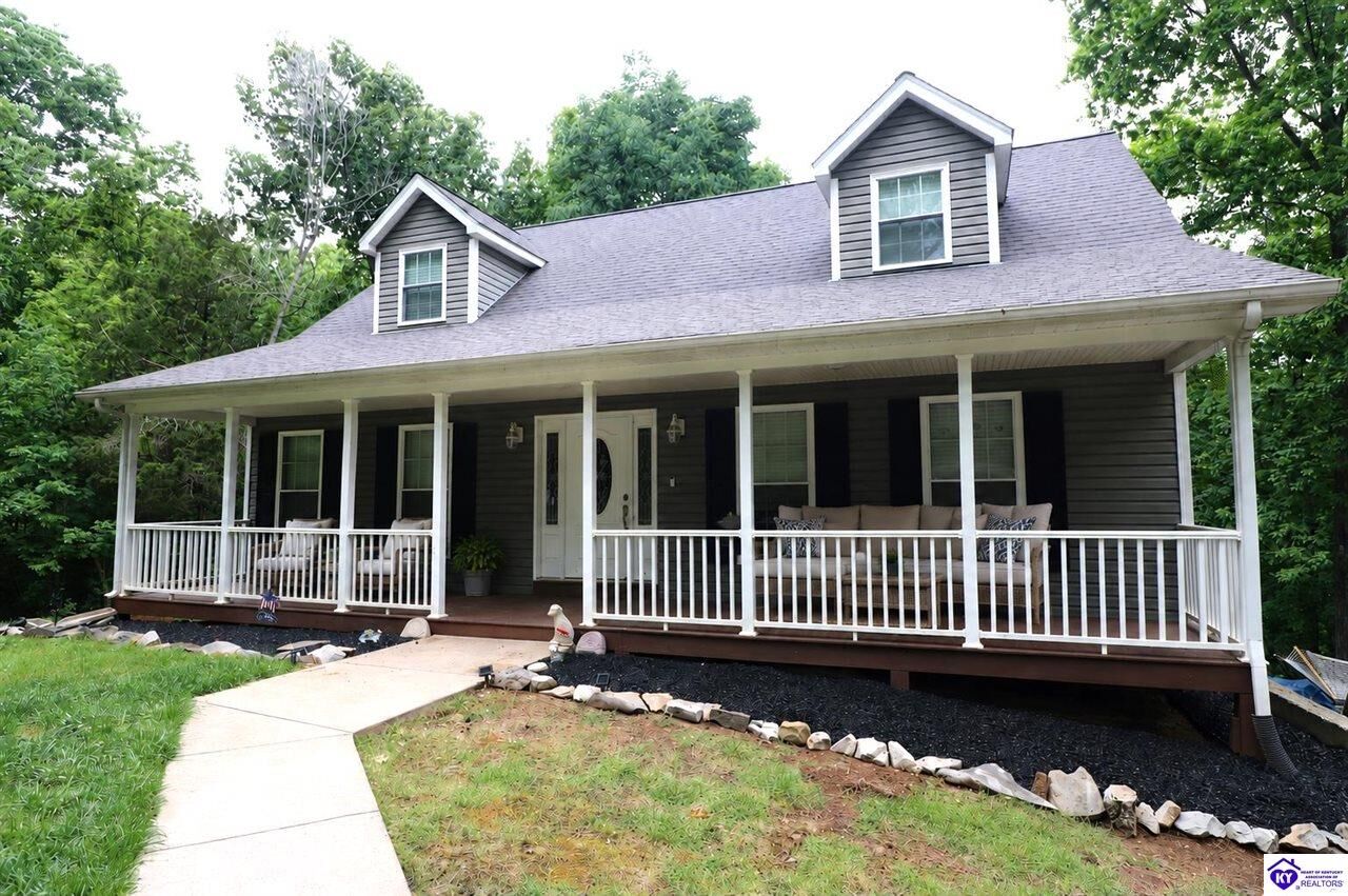 Property Photo:  140 Pine Needle Lane  KY 40108 