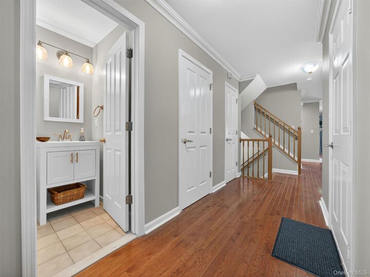 Property Photo:  71 Crystal Hill Drive  NY 10970 