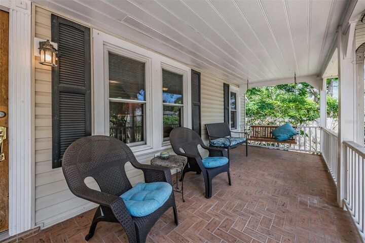 Property Photo: 1618 Ottawa Road FL 33756