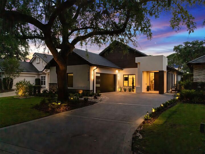Property Photo:  10220 Chiltern Garden Drive  FL 32827 