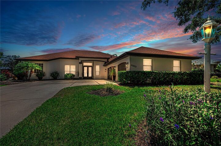 Property Photo: 11423 30th Cove E FL 34219