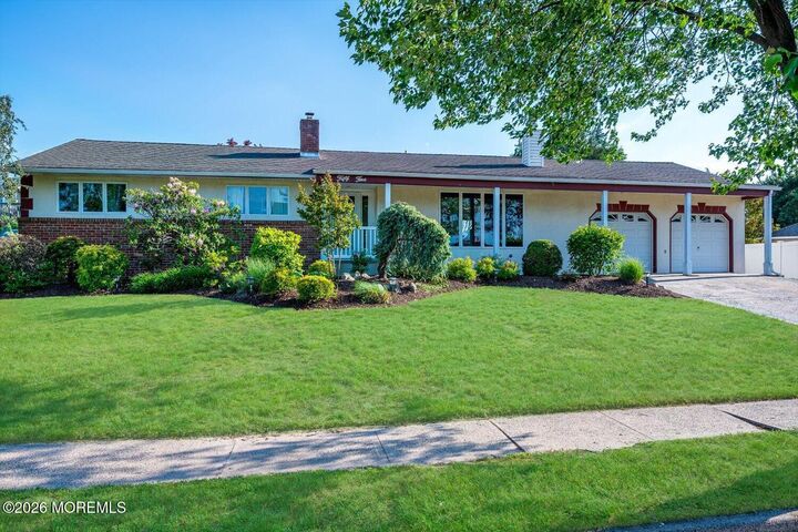 Property Photo:  55 Kierst Street  NJ 08859 
