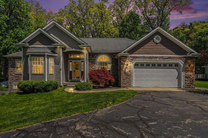 Property Photo:  5077 Shane Street  MI 49009 