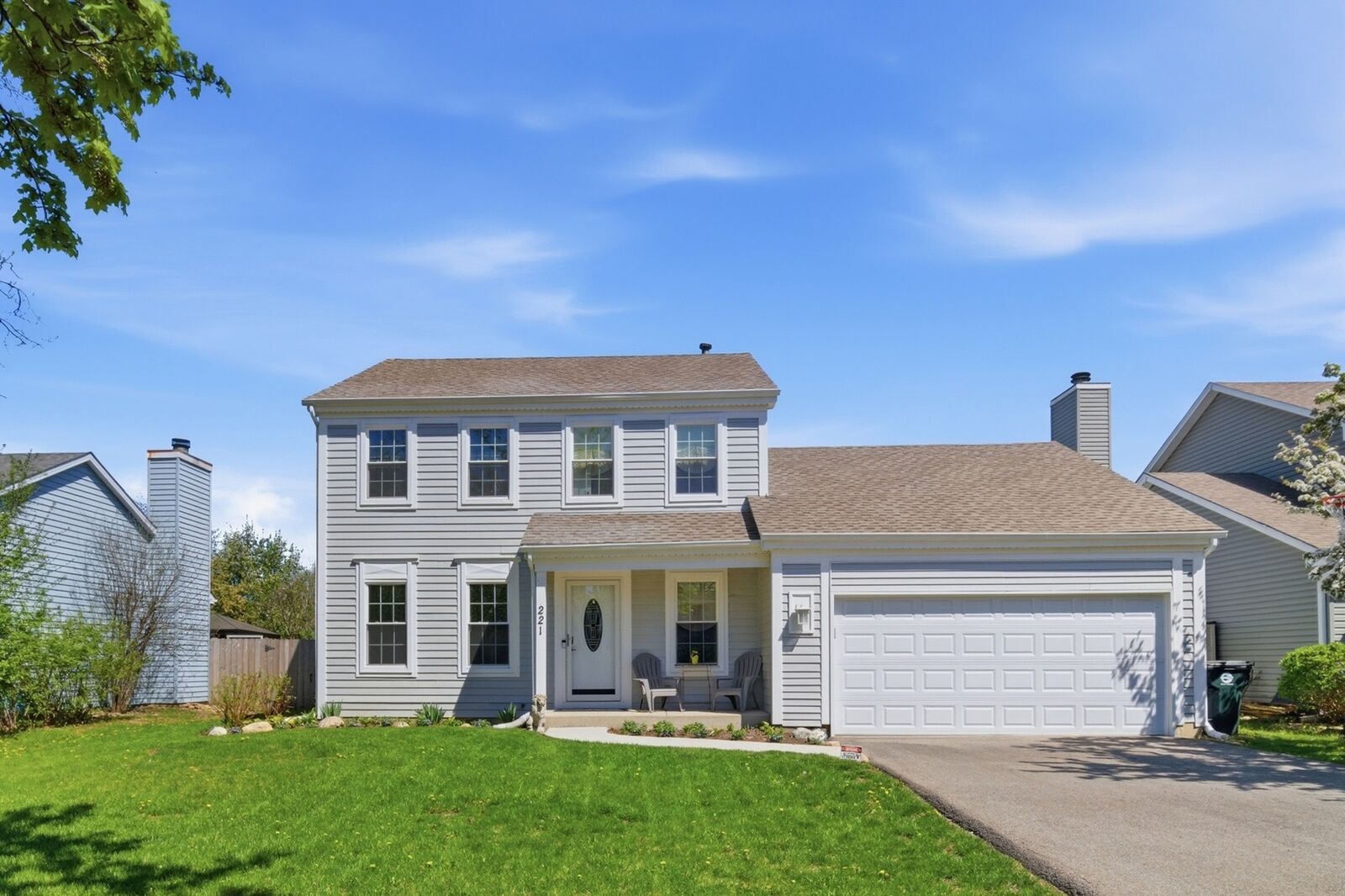 Property Photo:  221 Stafford Drive  IL 60060 