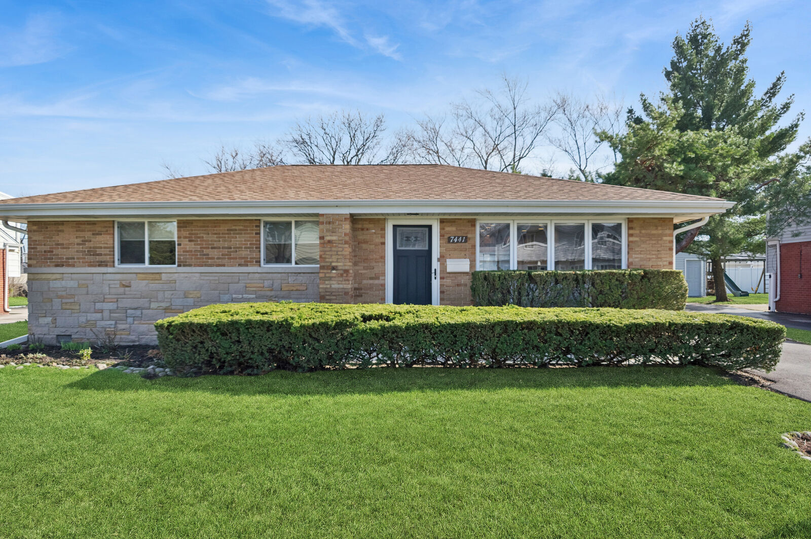 Property Photo: 7441 Lake Street IL 60053