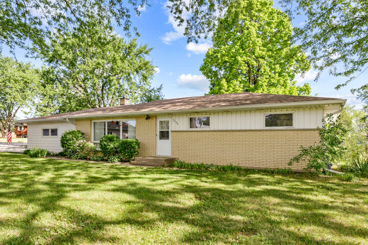 Property Photo:  7624 Howe Road  IL 60097 