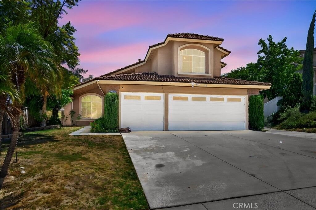 Property Photo:  27406 Echo Canyon Court  CA 92883 