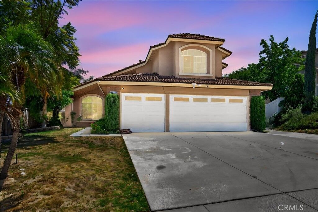 Property Photo: 27406 Echo Canyon Court CA 92883