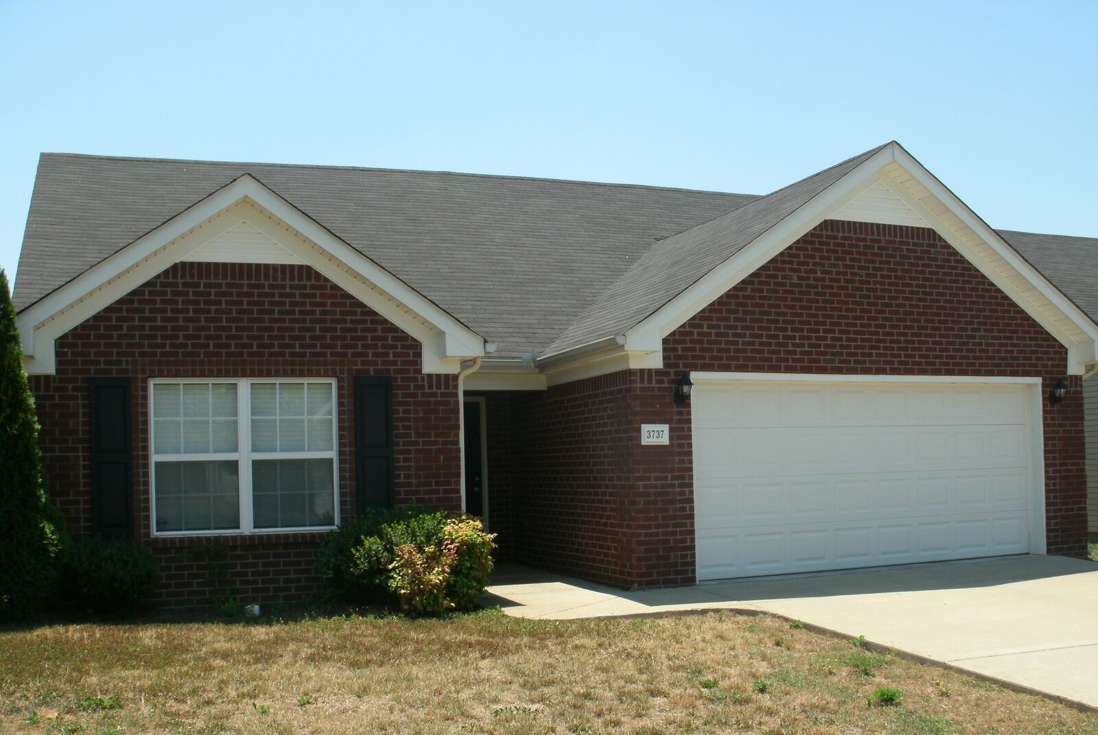 Property Photo: 3737 Southbend Dr TN 37128