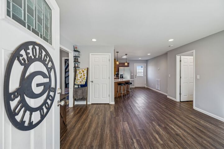 Property Photo: 142 Pine Ave TN 37357