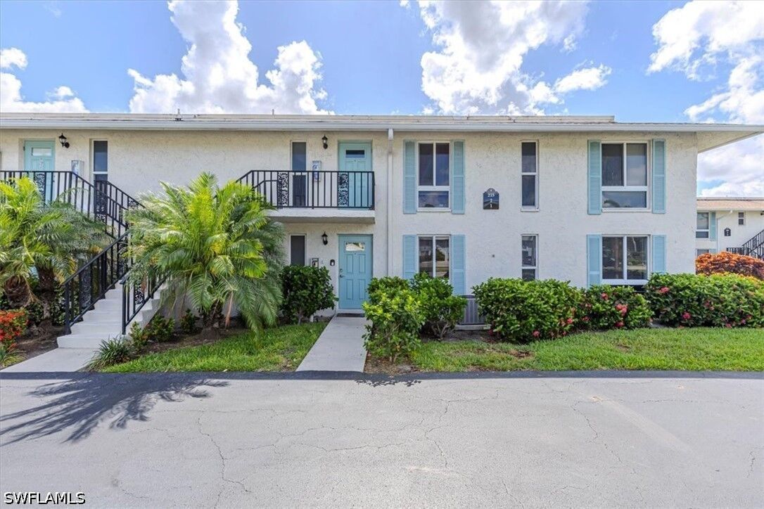 Property Photo: 215 Palm Drive 215-1 FL 34112