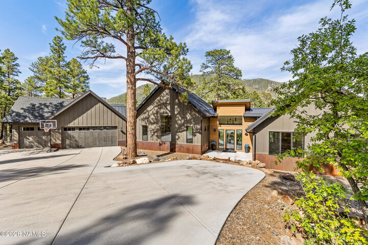 Property Photo:  1392 Bouteloua  AZ 86001 