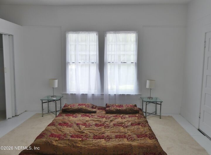 Property Photo:  209 S 4th Street Apt 3  FL 32177 