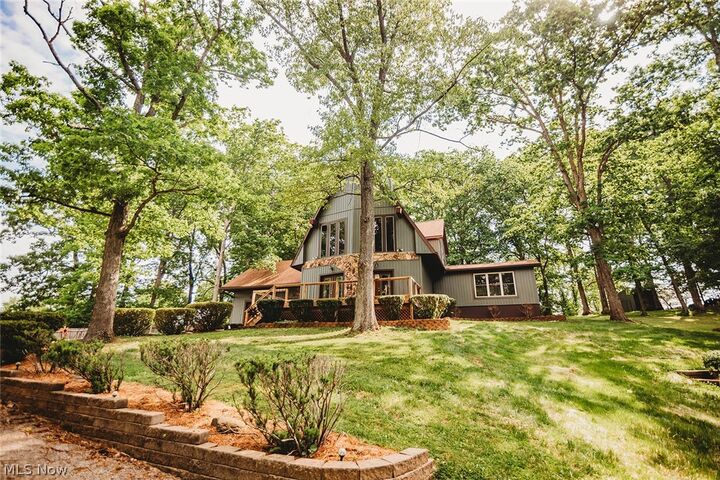 Property Photo: 1820 Pleasant Hill Road WV 26101
