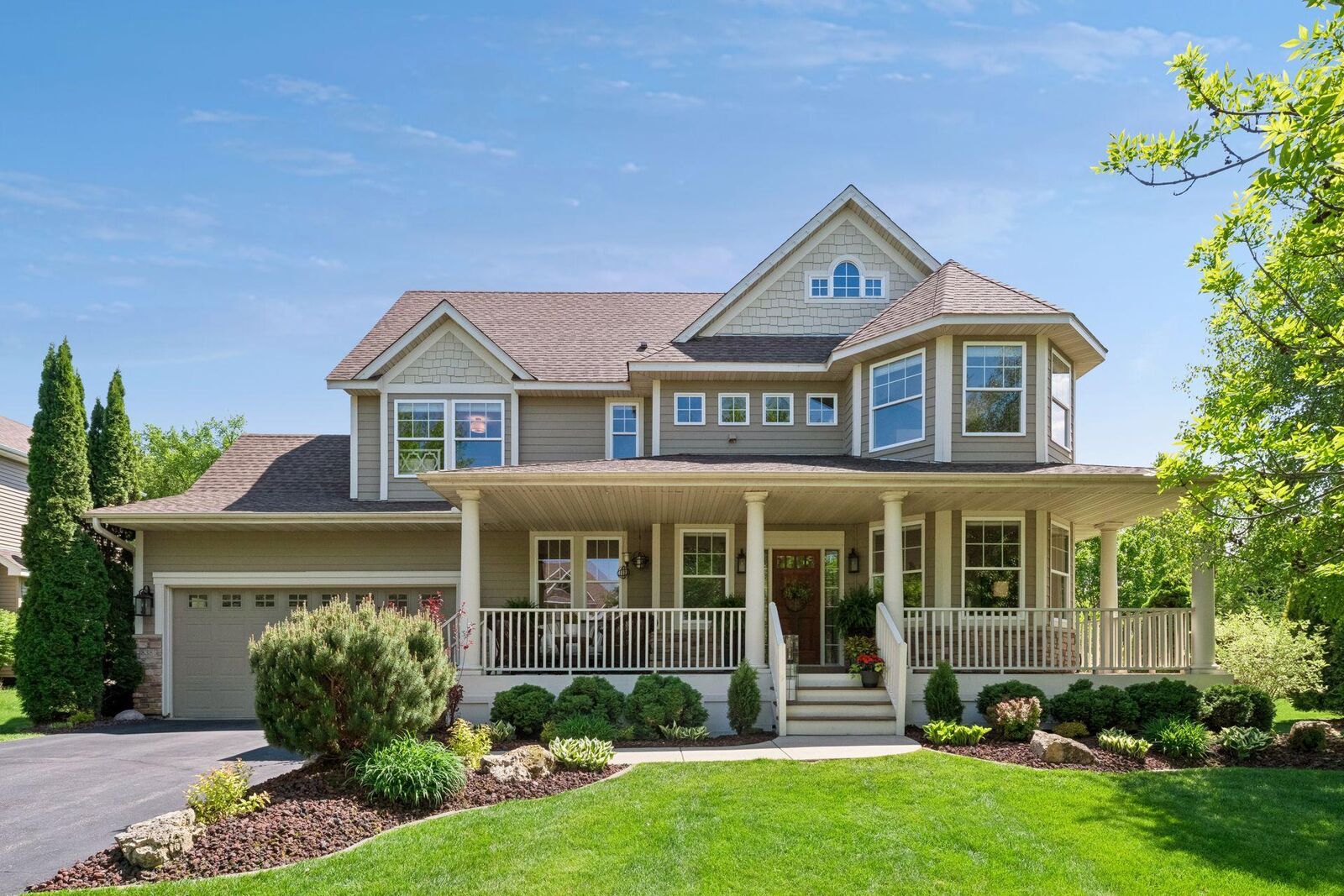 Property Photo: 8385 Kelzer Pond Drive MN 55386