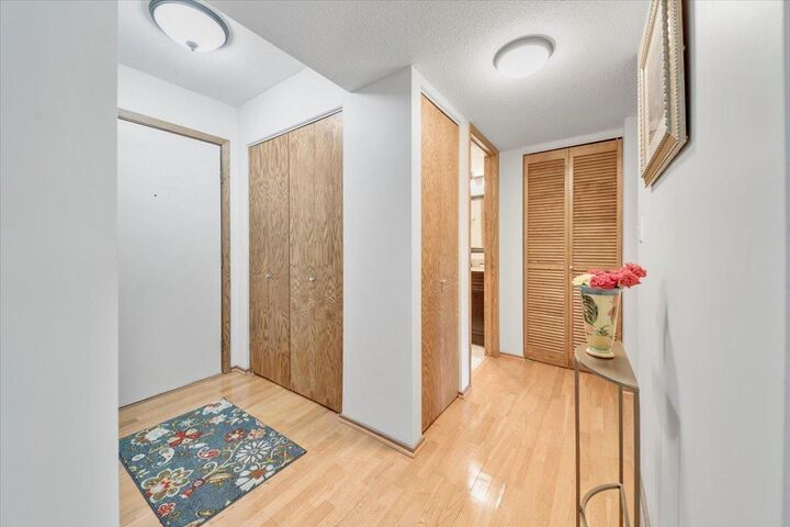Property Photo:  210 W Grant Street 210  MN 55403 