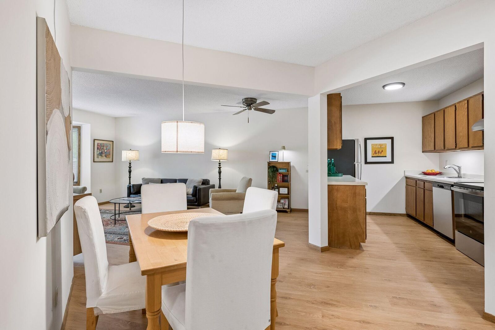 Property Photo:  2425 E Franklin Avenue 209  MN 55406 
