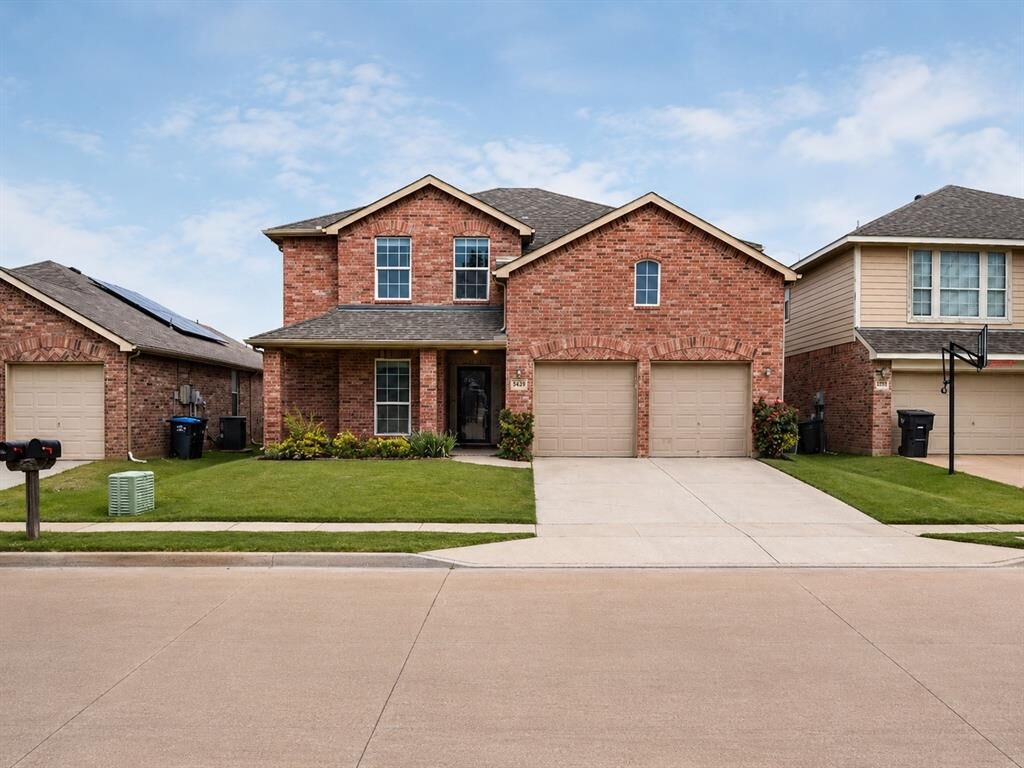 Property Photo: 3429 Medlin Ranch Road TX 76262