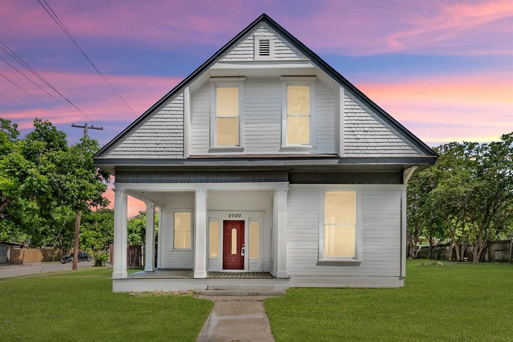 Property Photo: 2700 Grim Avenue TX 76707
