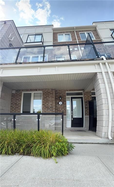 Property Photo:  10 Daylily Lane  ON N2R 0L7 