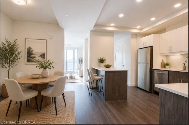 Property Photo:  1333 Weber Street E 215  ON N2A 1C2 