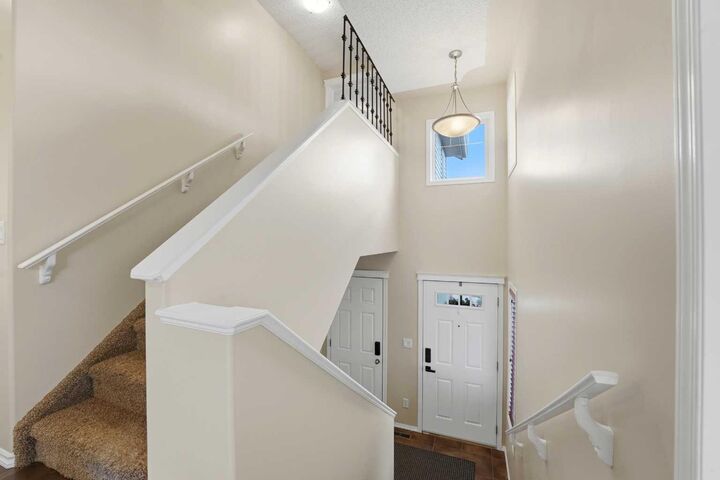 Property Photo:  112 Ingle Close  AB T4R 3S2 