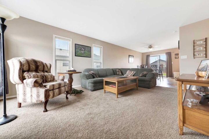 Property Photo:  1513 49 Avenue  SK S9V 2E7 